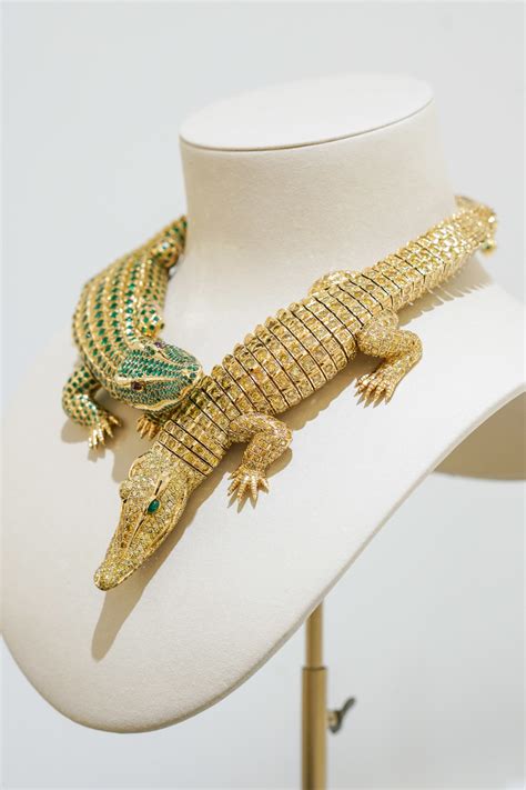 collier crocodile cartier|cartier crocodile necklace.